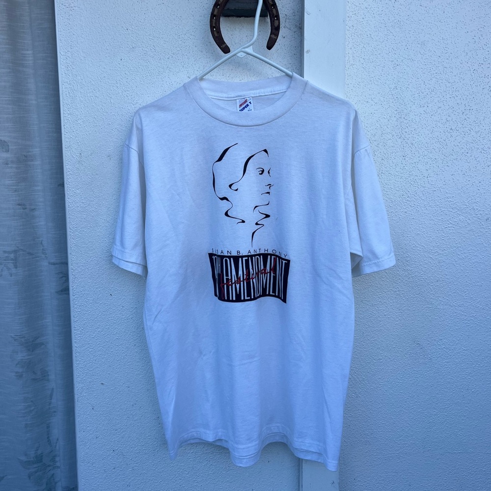Vintage 1980s Men's Jerzees Super T Susan B. Anthony 19th Amendment T-Shirt (L)